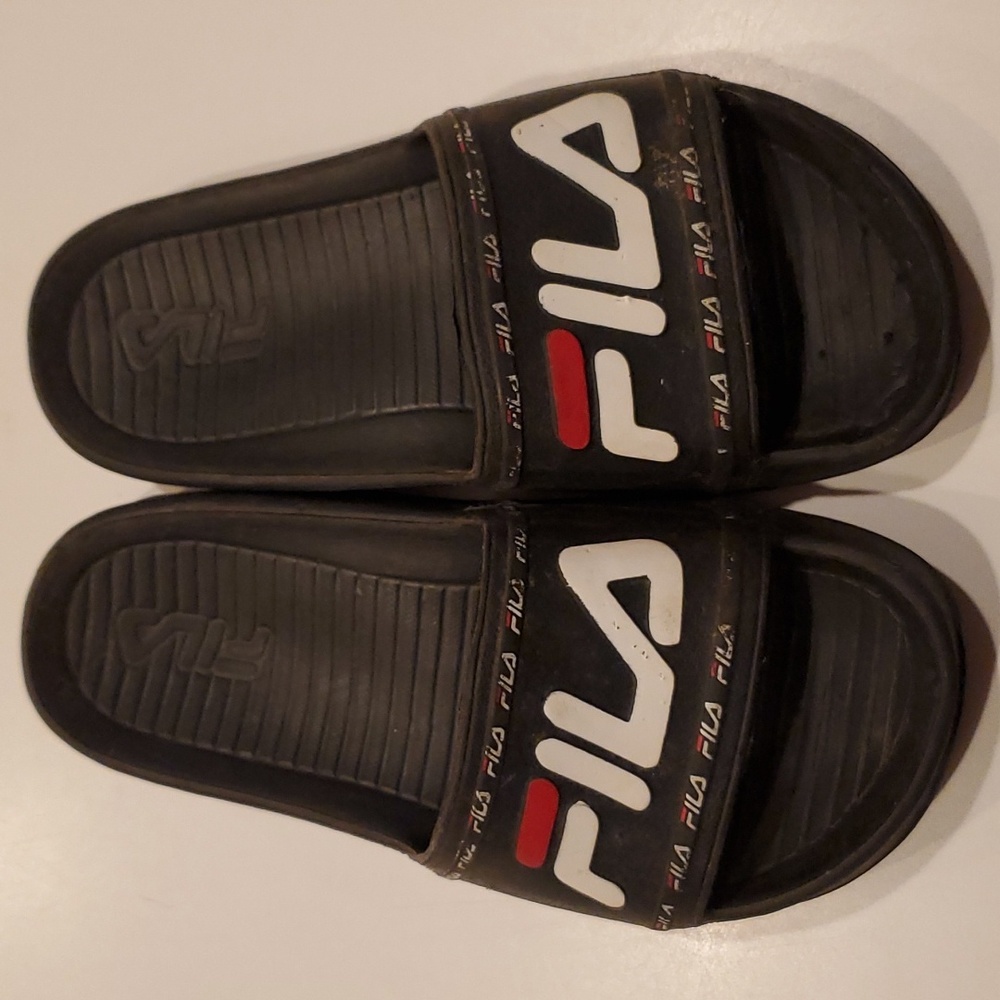 Fila Slides